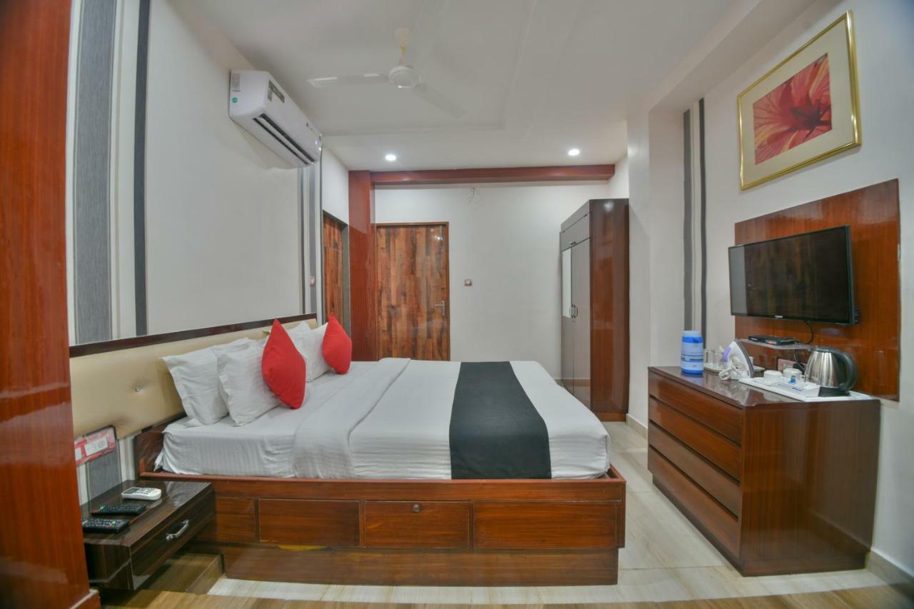 Capital O 39331 Hotel Retaj Bhilwara Номер фото