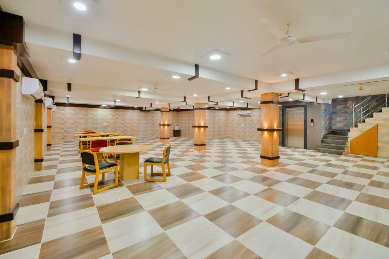 Capital O 39331 Hotel Retaj Bhilwara Экстерьер фото